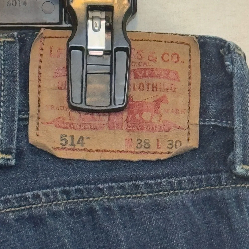 B-181‎ Men’s Levi’s 514 Straight Leg Denim Blue Jeans Size 38x30